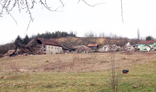 Učenike ranije poslali kućama: Provjeravaju pukotine na školi