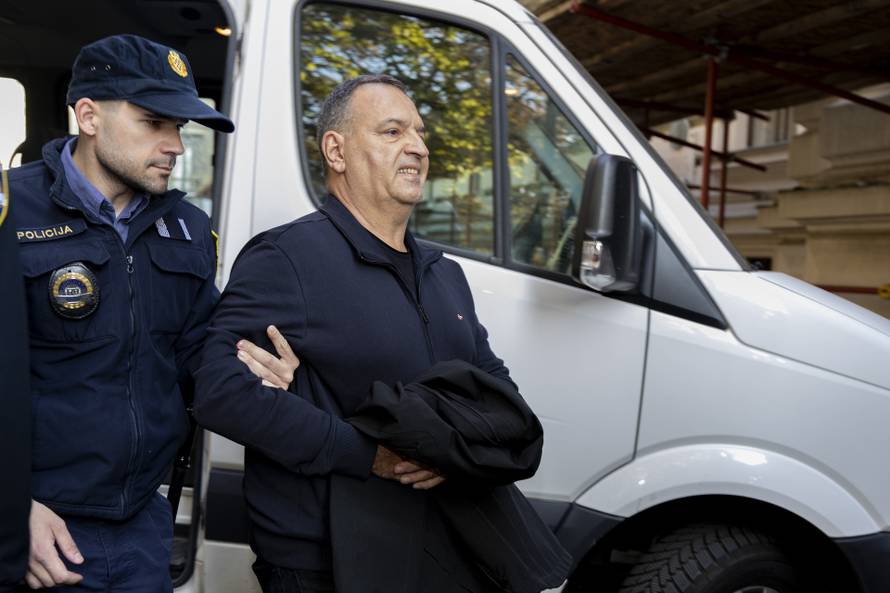 OTKRIVAMO Iste uređaje od istog dobavljača bolnice plaćale različito, čak i 160.000 € više!