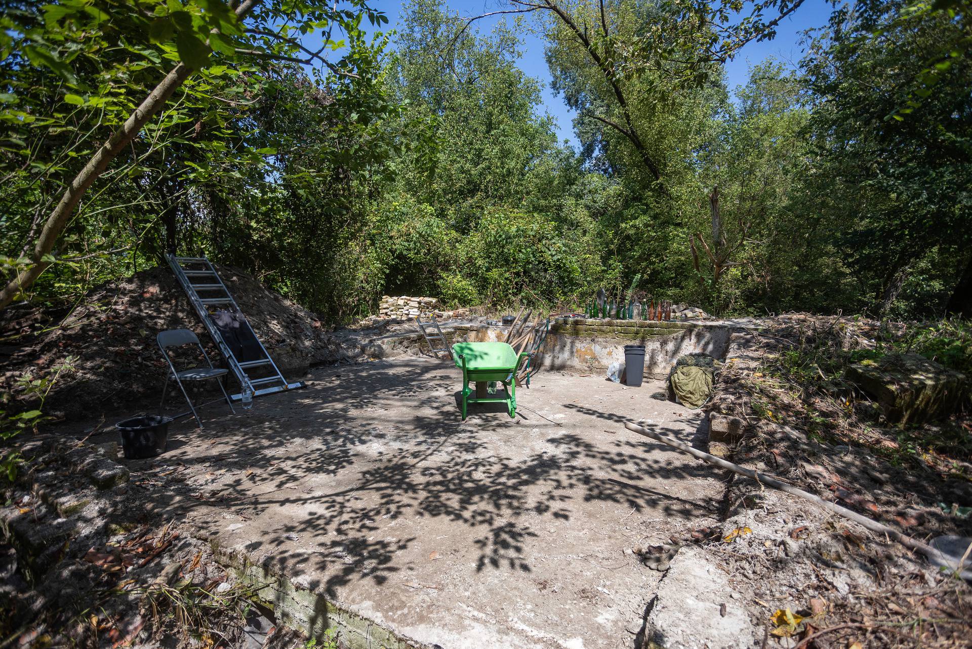 Posjetili smo Liberland na istočnoj obali Dunava, tamo vlada samoproglašeni predsjednik, a novi državljani stalno pristižu