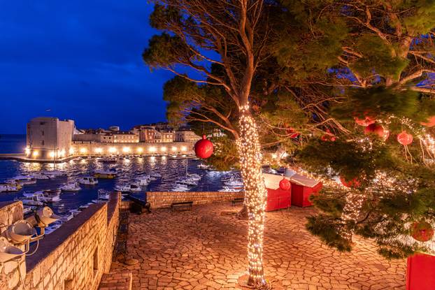 Dubrovnik: Pripreme za Dubrovački zimski festival i božićne blagdane