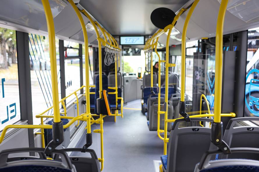 Tomaševi? i ZET predstavili nove niskopodne autobuse na elektri?ni pogon