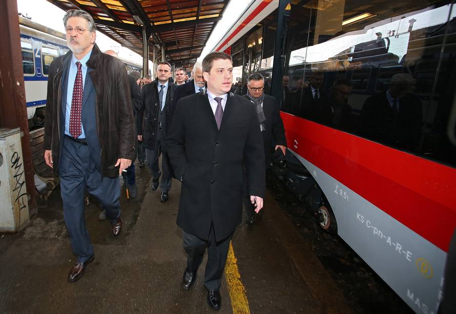 HAC će dići kredit od 500.000 eura da bi platio konzultante