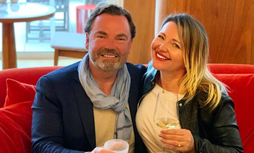 Mehunka proslavila drugu godišnjicu veze: A sad svadba