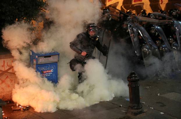 People protest against the "foreign agents" law in Tbilisi