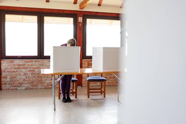 Zabok: Građani glasuju u drugom krugu lokalnih izbora