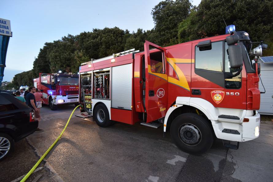 'Kad gasimo vatru onda smo naši, kad tražimo regres ničiji'