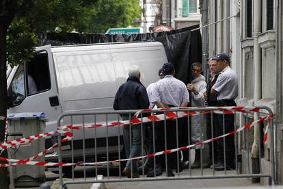 Horor u Francuskoj: Policija traži ubojicu majke i djece