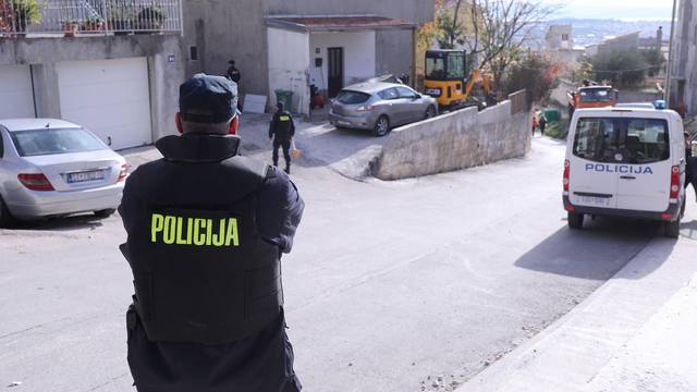 Split: Policija ispred kuće bjegunca Ivana Božića