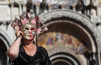 Nema festivalske atmosfere: Karneval u Veneciji samo online