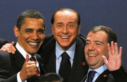 Berlusconi se stalno vraćao: Tri puta je bio talijanski premijer, ušutkali su ga na šest godina