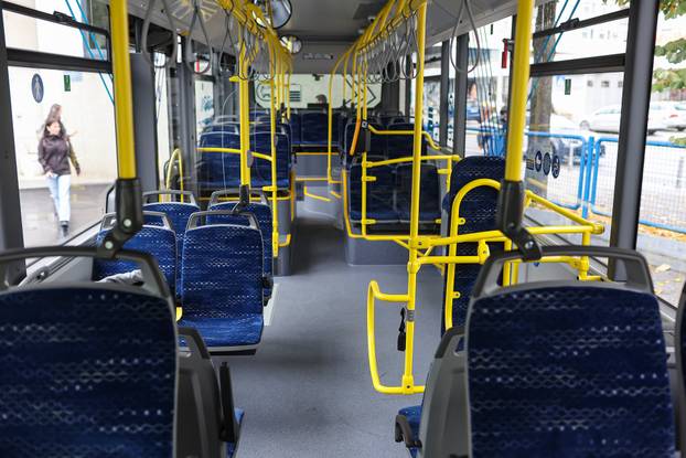 Toma&scaron;evi? i ZET predstavili nove niskopodne autobuse na elektri?ni pogon