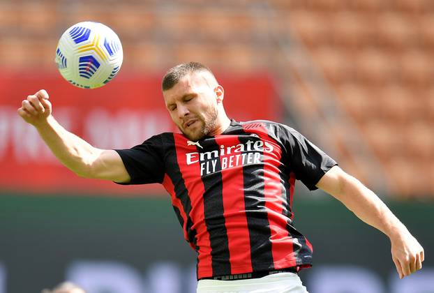 Serie A - AC Milan v Sampdoria