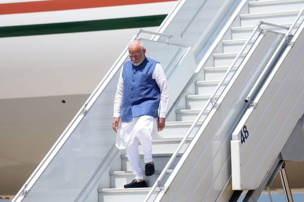 Zagreb: Predsjednik Vlade Republike Indije Narendra Modi stigao u zračnu luku