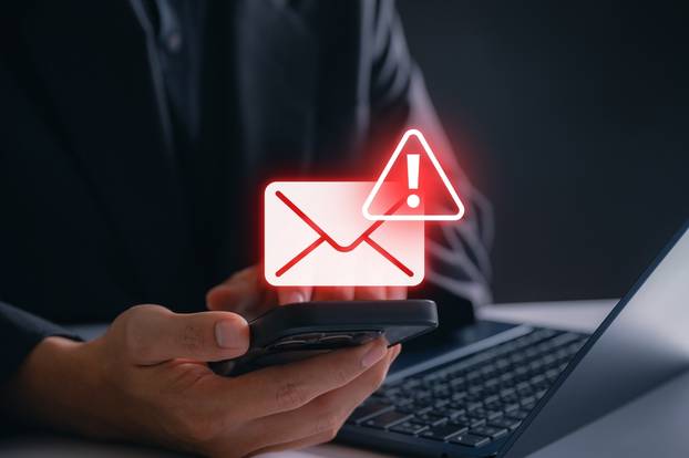 Concept,Of,Phishing,Scam,,Cyber,Threat,,Email,Fraud,,And,Online