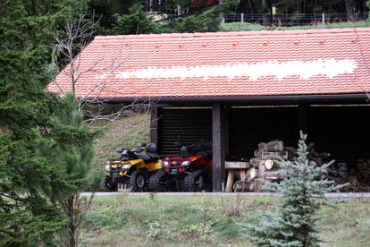 FOTO Krvavi safari, umjetnine i poziranje: Kako je živio Nadan Vidošević - 'hrvatski Clooney'...