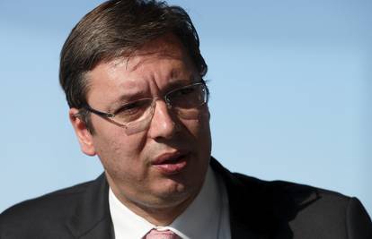 Srbija sve bliže prijevremenim izborima, Vučić traži potporu