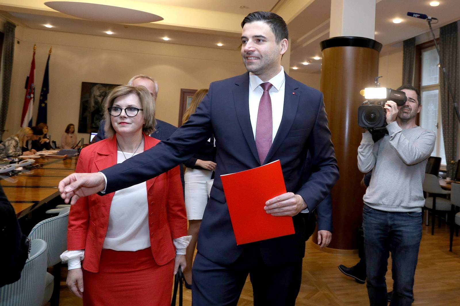 Zagreb: SDP predao kandidacijske liste za EU izbore