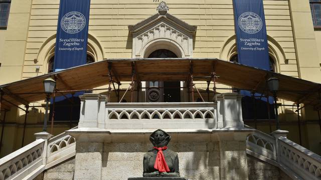 Otvorena "Priča o kravati", zajednička izložba Academia Caravtice i Sveučilšta u Zagrebu