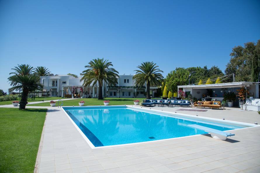 Luksuz na Kreti: Zavirite u vilu iz showa Gospodin Savršeni