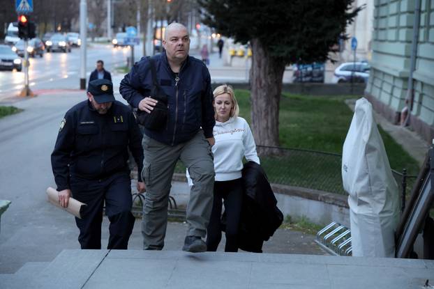 Osijek: Privođenje uhićenih zbog droge i pranja novca kod sudca istrage