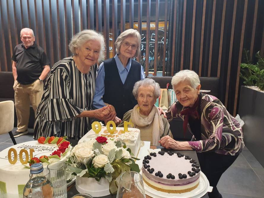 Ana je u zagrebačkom potresu ostala bez stana: 'Dočekala sam 100. rođendan, ali ne i obnovu'