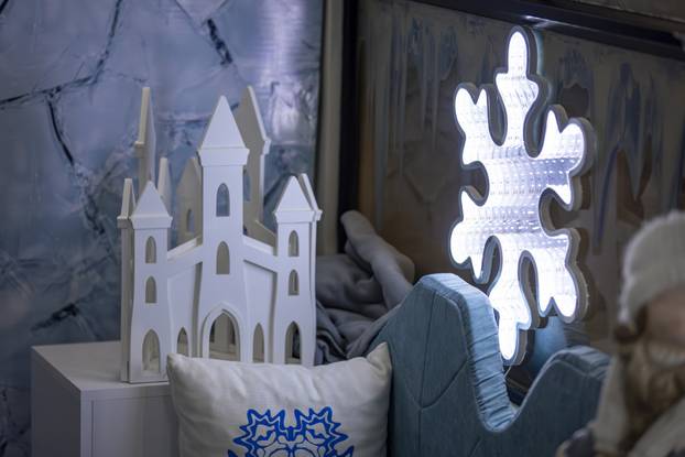 Božićni tramvaj uveseljavat će putnike u Osijeku 