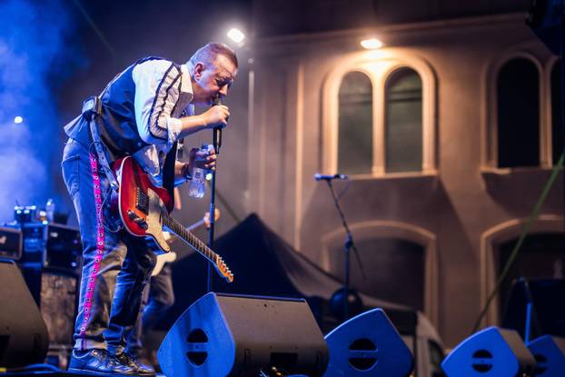 Split: Koncert Prljavog Kazališta na Splitskoj Rivi povodom Dana Domovinske Zahvalnosti
