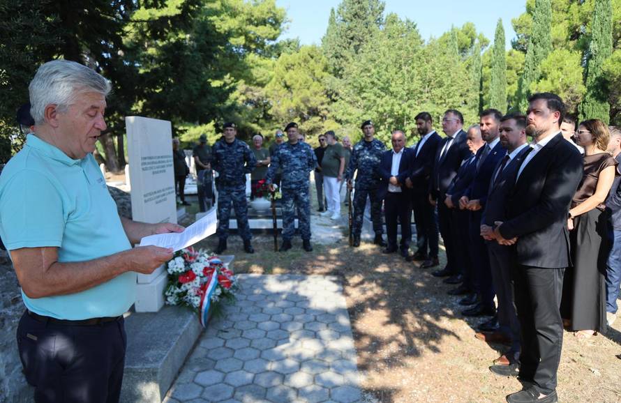 Split: Položeni vijenci povodom Dana pobjede i domovinske zahvalnosti, Dana hrvatskih branitelja i 31. obljetnice VRO Oluja