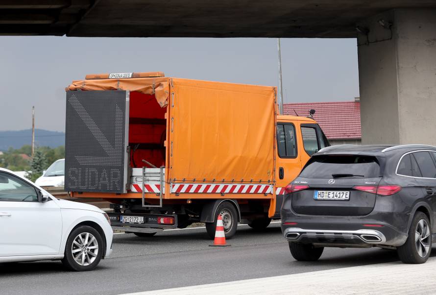 Zagreb: Na obilaznici se sudarilo više vozila, 10 osoba ozlijeđeno