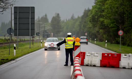 Hrvata protjerali iz Austrije: Od policije se sakrio ispod deke