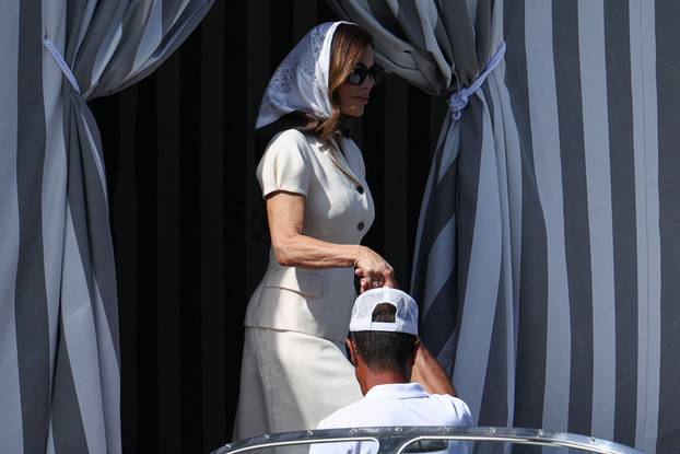 Anticipated wedding of Amazon founder Jeff Bezos and Lauren Sanchez in Italy