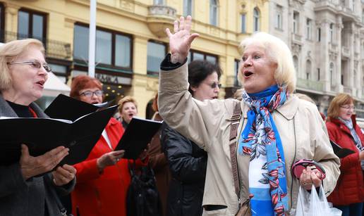 Manifestacija jednostavno mora biti uspješna kad ti na Trgu u Zagrebu pjeva Ana Šafranek