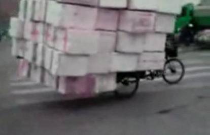 Kina: Biciklom prevozi više nego drugi kamionom