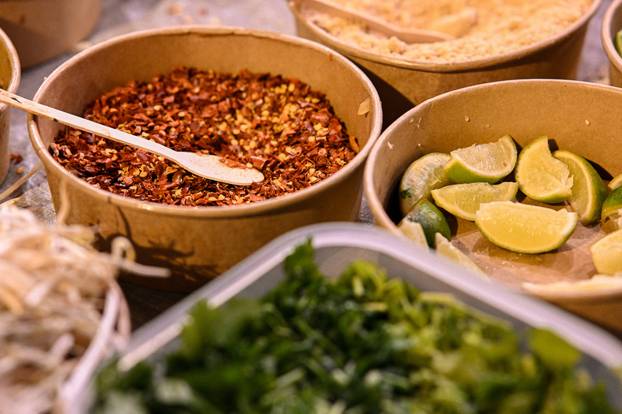 Zagreb: PLACe market na tržnici Dolac posjetili brojni Zagrepčani