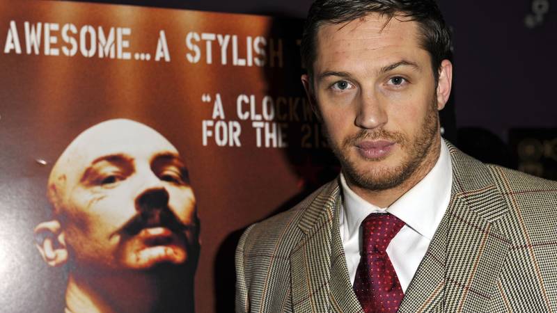 Tom Hardy objavio rap album: U seksualnom smislu spominje i slavnu 78-godišnju glumicu