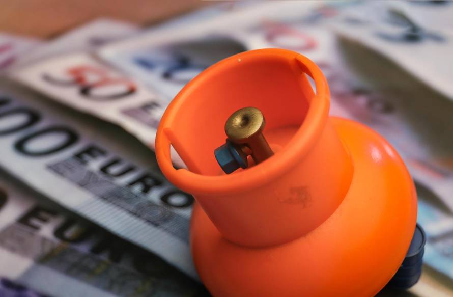 Ilustracija za poskupljenje Plina