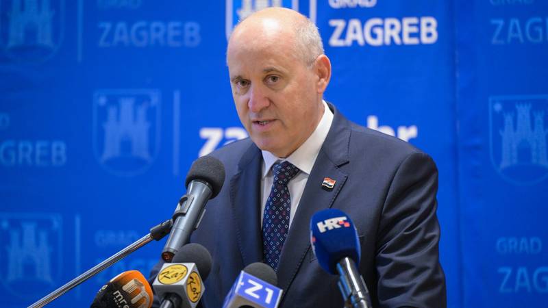 Bačić: Svi zajedno trebamo pridonijeti smirivanju tenzija... Odgoda 'Srpkinje' dobar potez