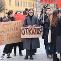 Profesor optu&zcaron;en za nasilni&scaron;tvo se vratio na Akademiju. Stotinu studenata prosvjeduje u Osijeku