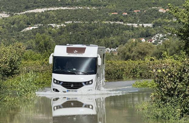 Vrgorac: Posljedice obilnih kiša na području općine Pojezere