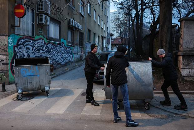 Sarajevo: Prosvjed nakon stravične tramvajske nesreće produžio se i na večernje sate