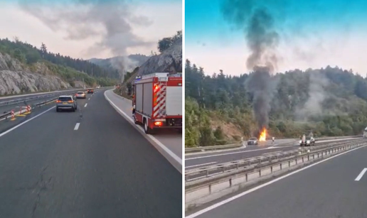 VIDEO Buktinja na autocesti A1: Kod Otočca izgorio automobil!