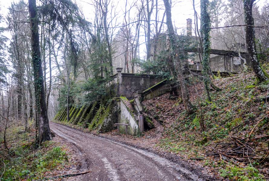 Prokletstvo dobrog grofa stiglo je Gazdu, a stiže i Bandića...