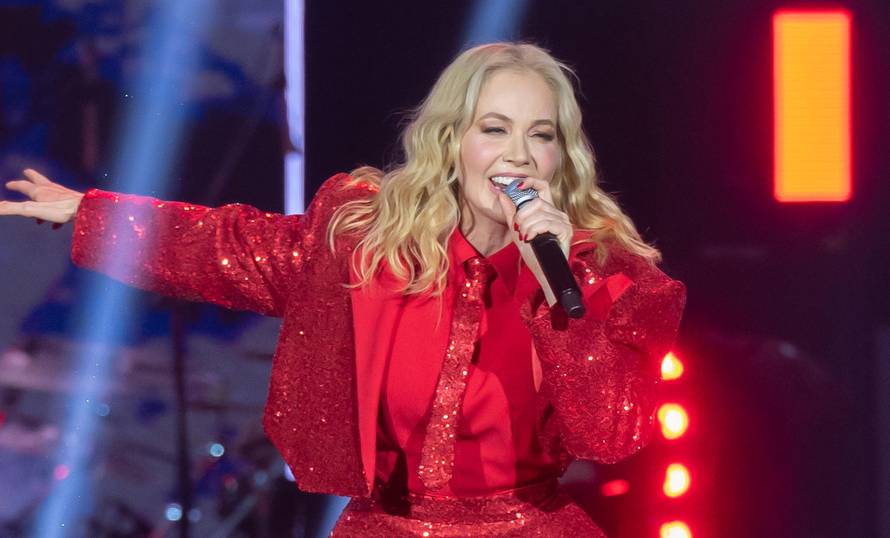 Zadar: Jelena Rozga održala veliki koncert na Višnjiku