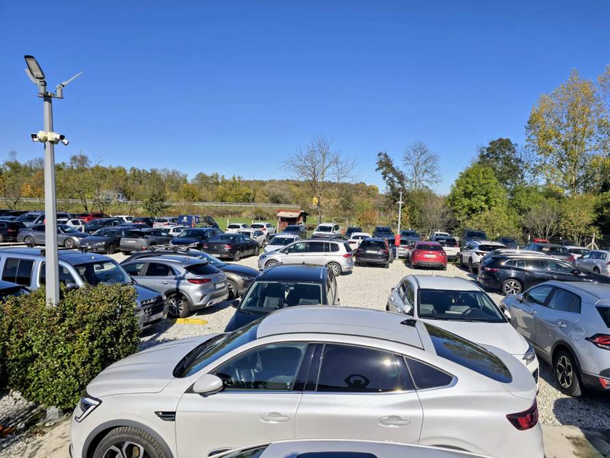 Let  bez brige: Ovdje je parking pod nadzorom, a prijevoz do aerodroma besplatan