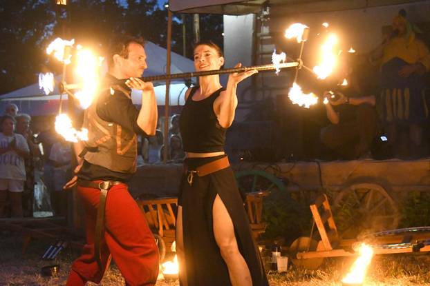 Koprivnica: Vatroshow na Renesansnom festivalu