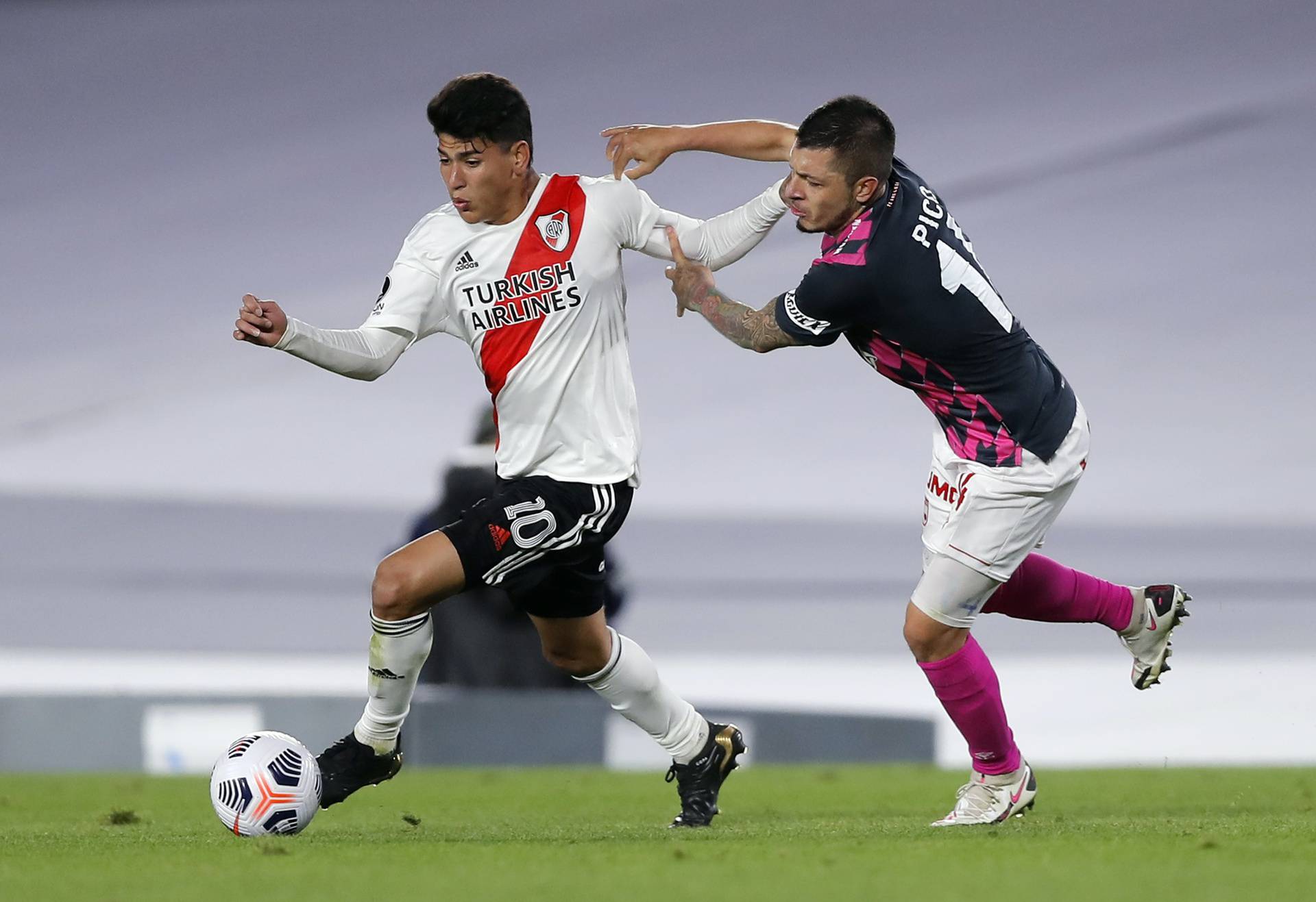 Copa Libertadores - Group D - River Plate v Santa Fe