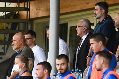 Zoran Mamić u Zenici gleda utakmicu U21 reprezentacije BiH