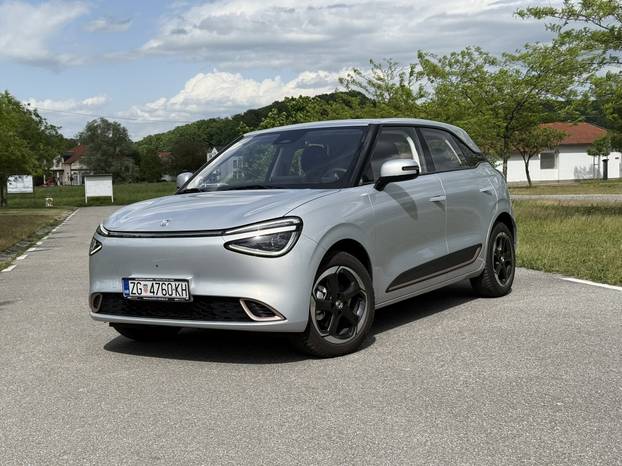 Cijene goriva divljaju, prazne se pumpe: Ovo je 10 najjeftinijih električnih auta u Hrvatskoj!