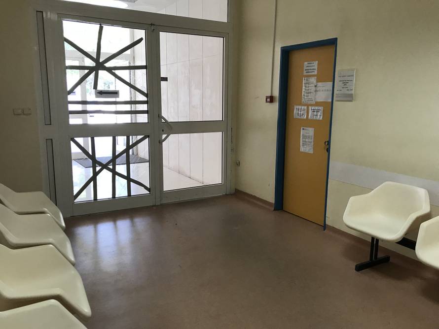 Pustoš u Dubrovniku: Sablasno prazni hodnici u bolnici straha