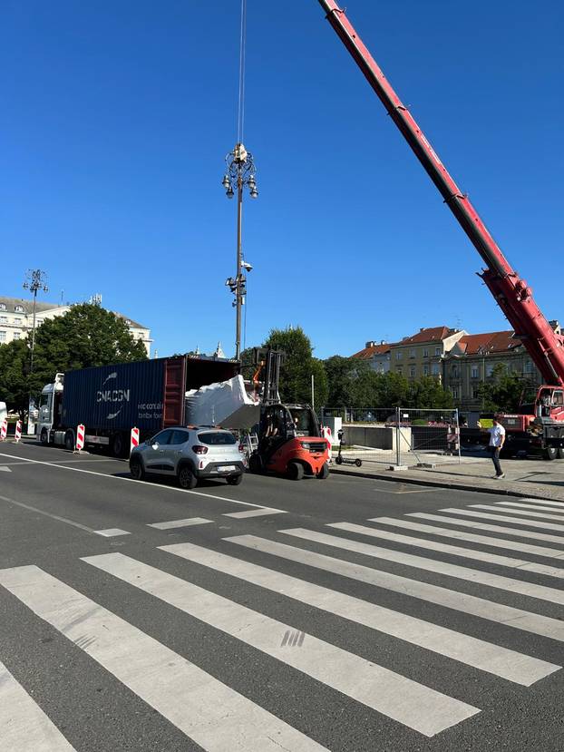 FOTO Nove stube za Importanne centar konačno stigle u Zagreb